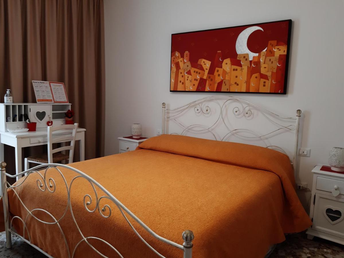 Casa Mina Affittacamere Полиняно а Маре Екстериор снимка