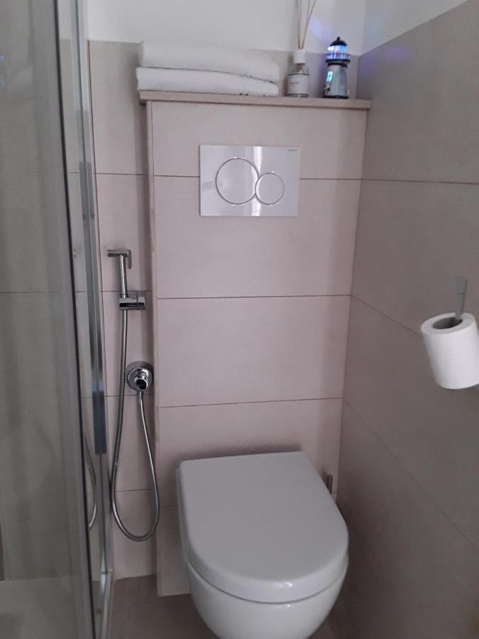 Casa Mina Affittacamere Полиняно а Маре Екстериор снимка